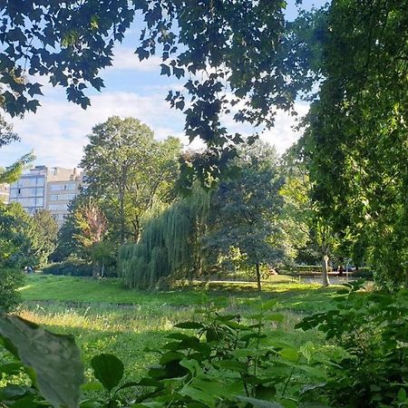 Lovely Two Bedroom Apartment With Free Parking Антверпен Экстерьер фото