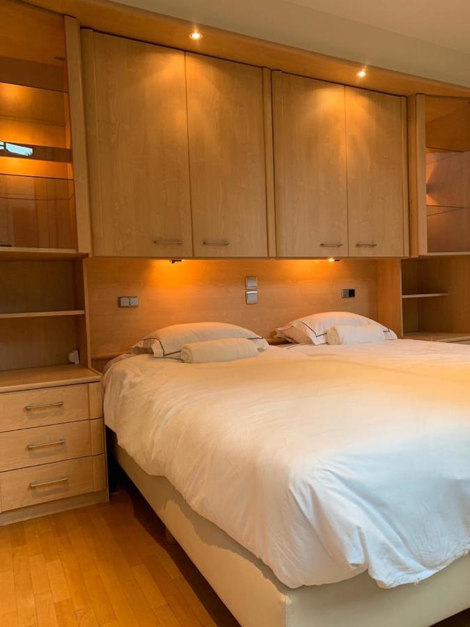 Lovely Two Bedroom Apartment With Free Parking Антверпен Экстерьер фото